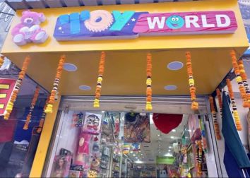 TOY WORLD